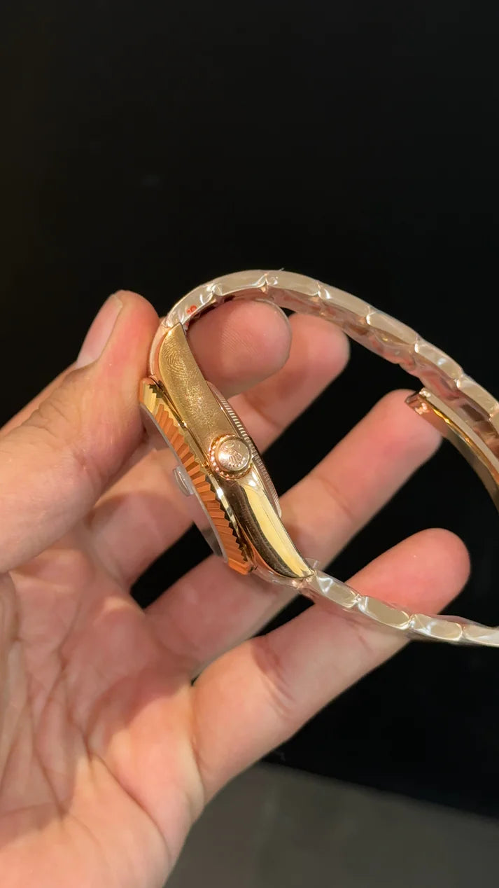 Sky Dweller | Rose Oyester Chain | Grey m Dial