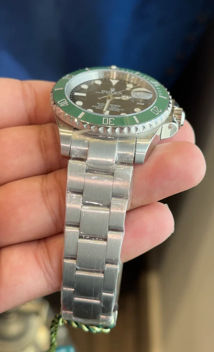 Submariner Starbucks| Silver Chain |Sub Green Case | Black Dial|