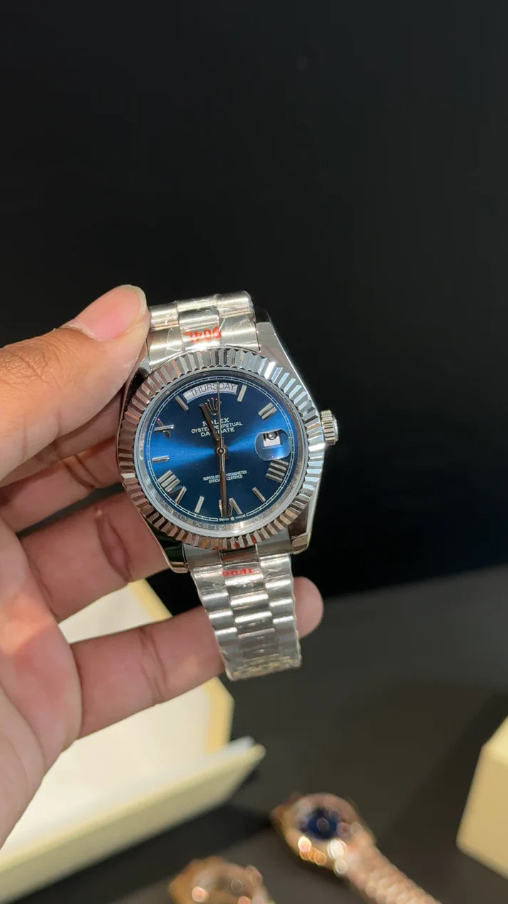 Day Date | Silver Chain | Blue Dial