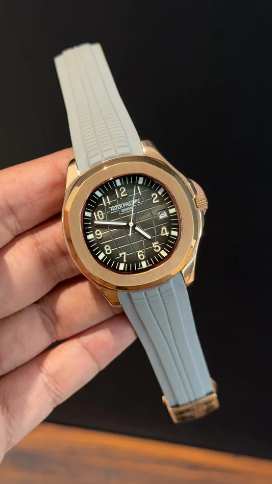 Pp Aquanaut | Auto | Rose | Grey strap | Blackish Dial