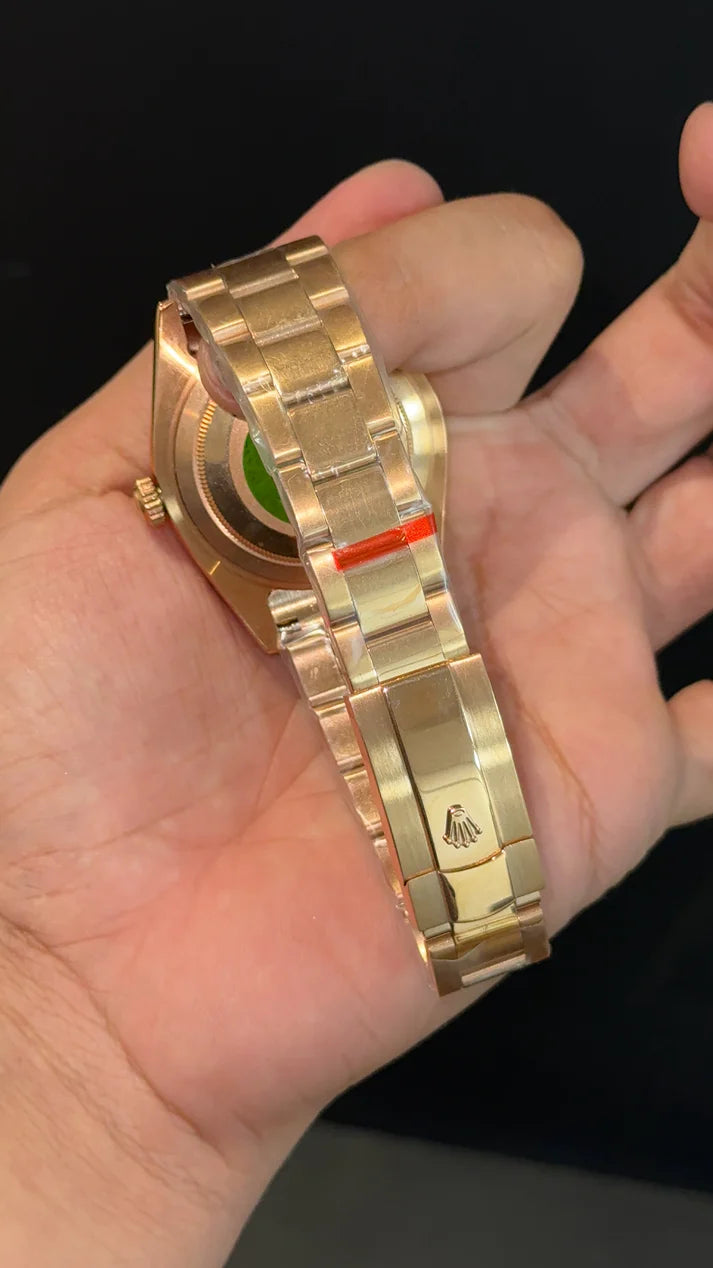 Sky Dweller | Rose Oyester Chain | Brownish Dial