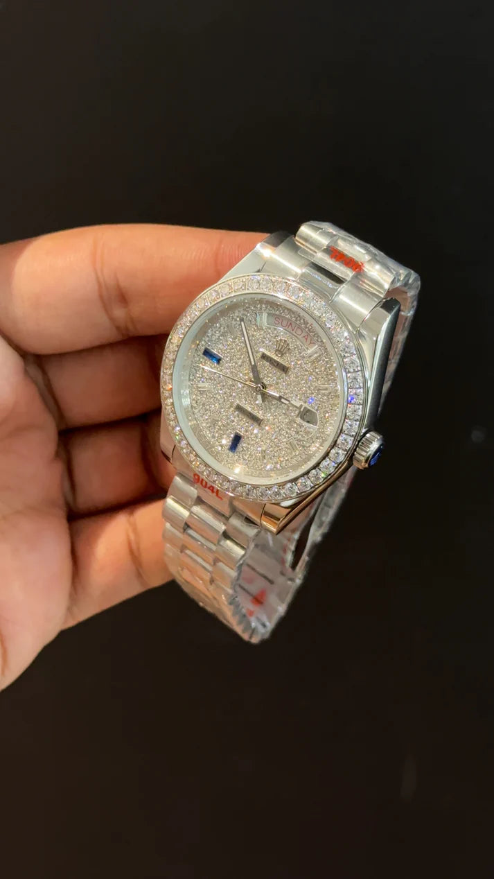 Day date | Mother Of Pearl | Silver Chain | White Pearl Dial