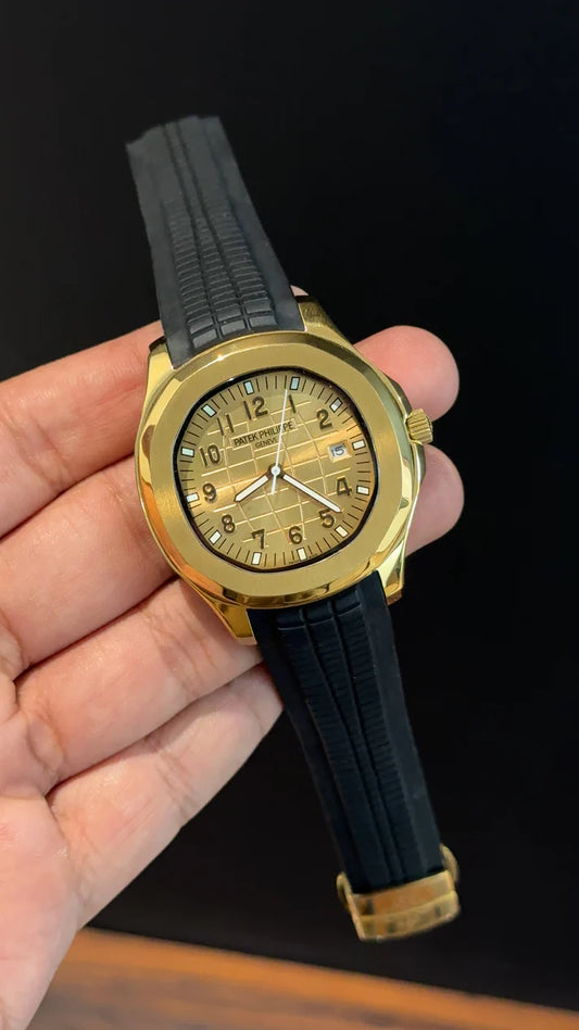 Pp Aquanaut | Auto | Gold | Black strap | Goldish Dial