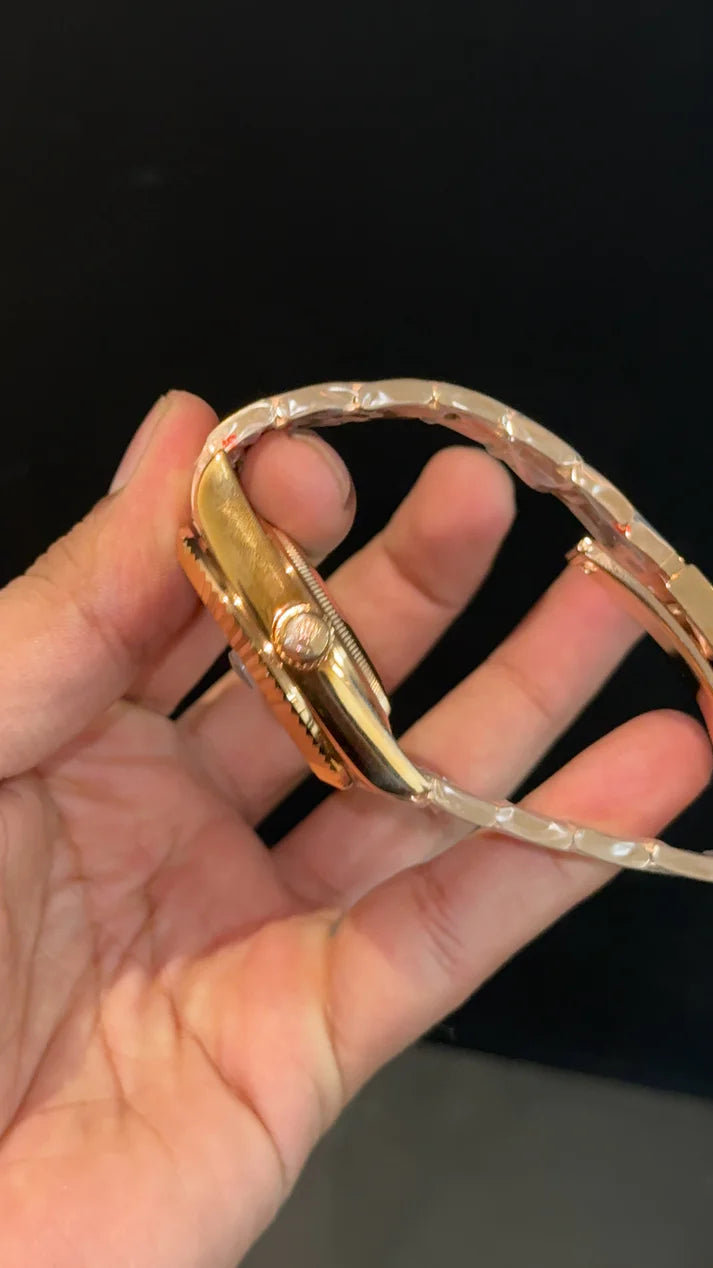 Sky Dweller | Rose Oyester Chain | Brownish Dial