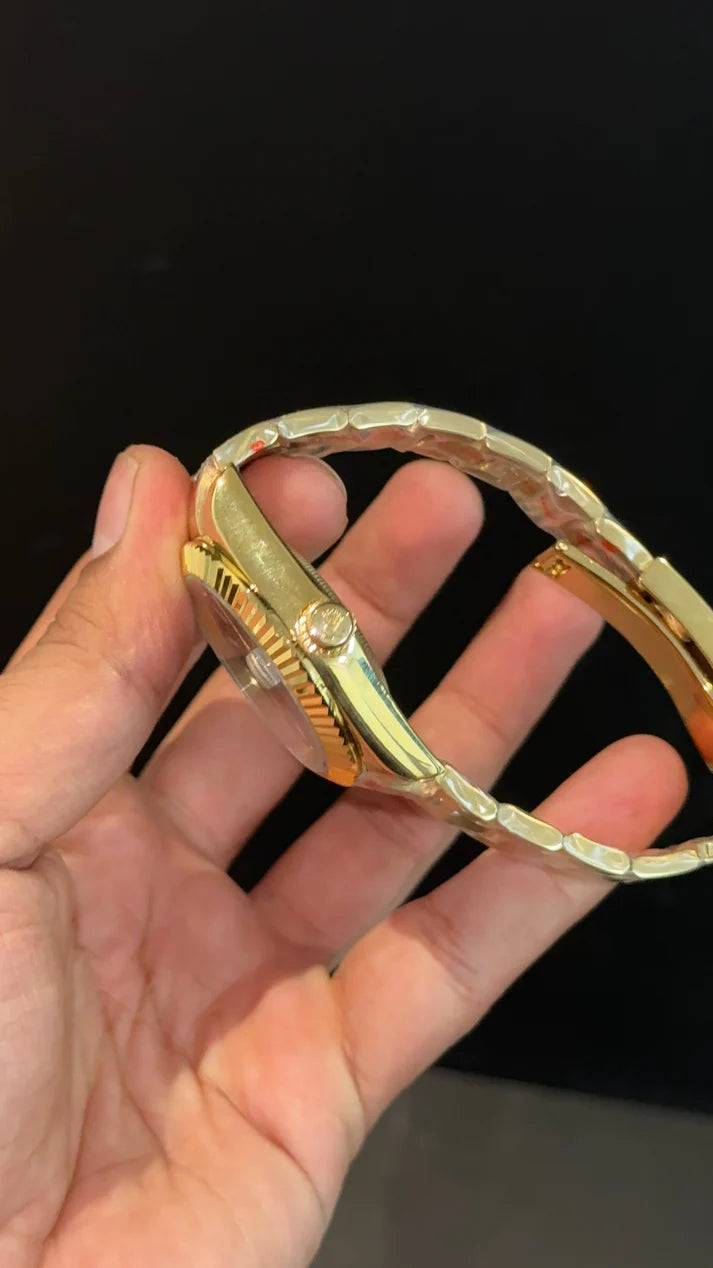 Sky Dweller | Gold Oyester Chain | Black Dial
