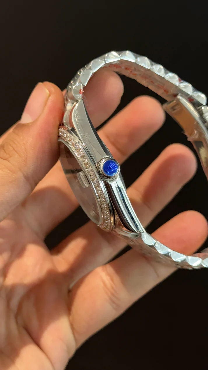 DateJust | Diamond Bezel | Silver Chain | Blue Diamond Dial