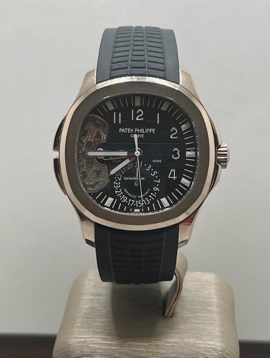 Patek Philippe | Nautilus 5980 5976 | traveler watch