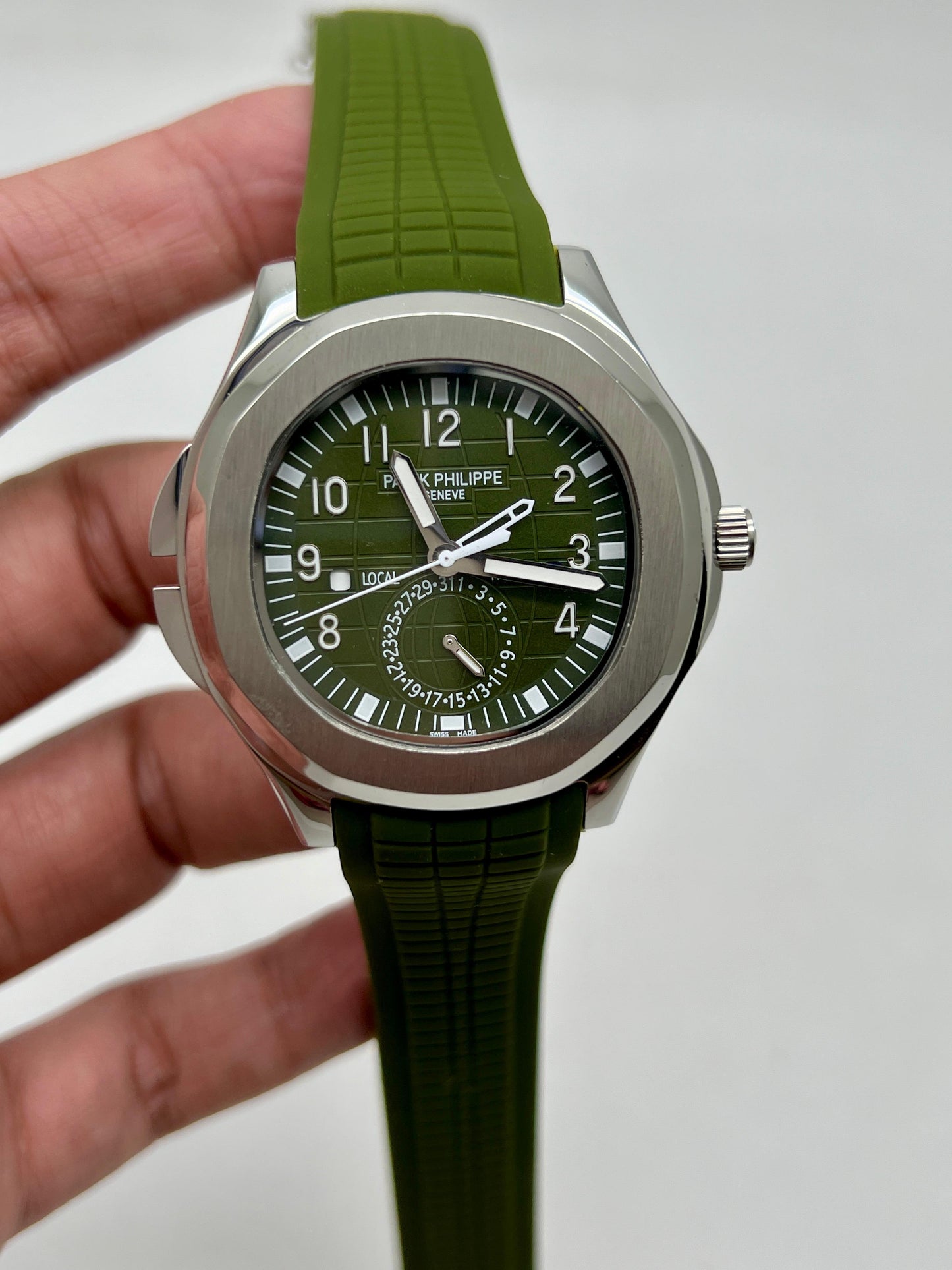 Patek Philippe Aquanaut 5986G-001